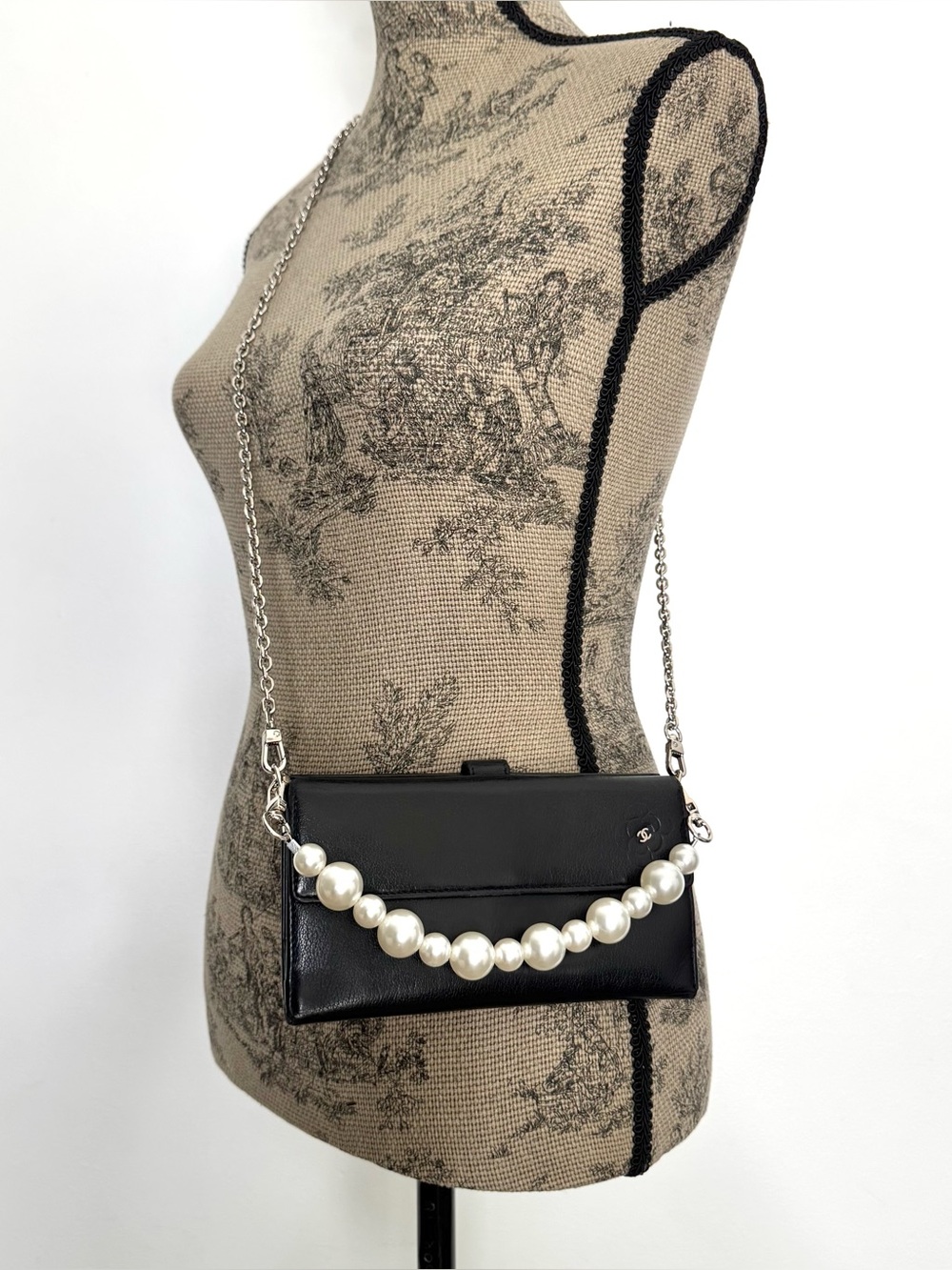 Authentic Chanel Vintage Wallet On Chain Crossbody Bag Pearl Strap Black Leather
